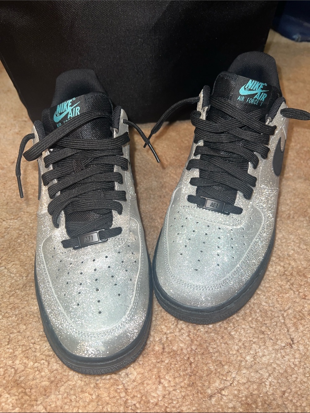 Nike Air Force 1 Low LV8 Diamond Quest Metallic - Silver Glitter